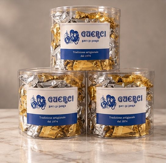 Tre tubi regalo Guerci impilati